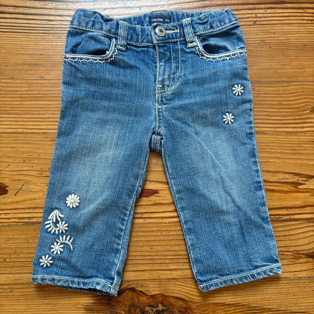 Gap medium wash white floral embroidered cropped toddler‎ jeans SIZE 3T